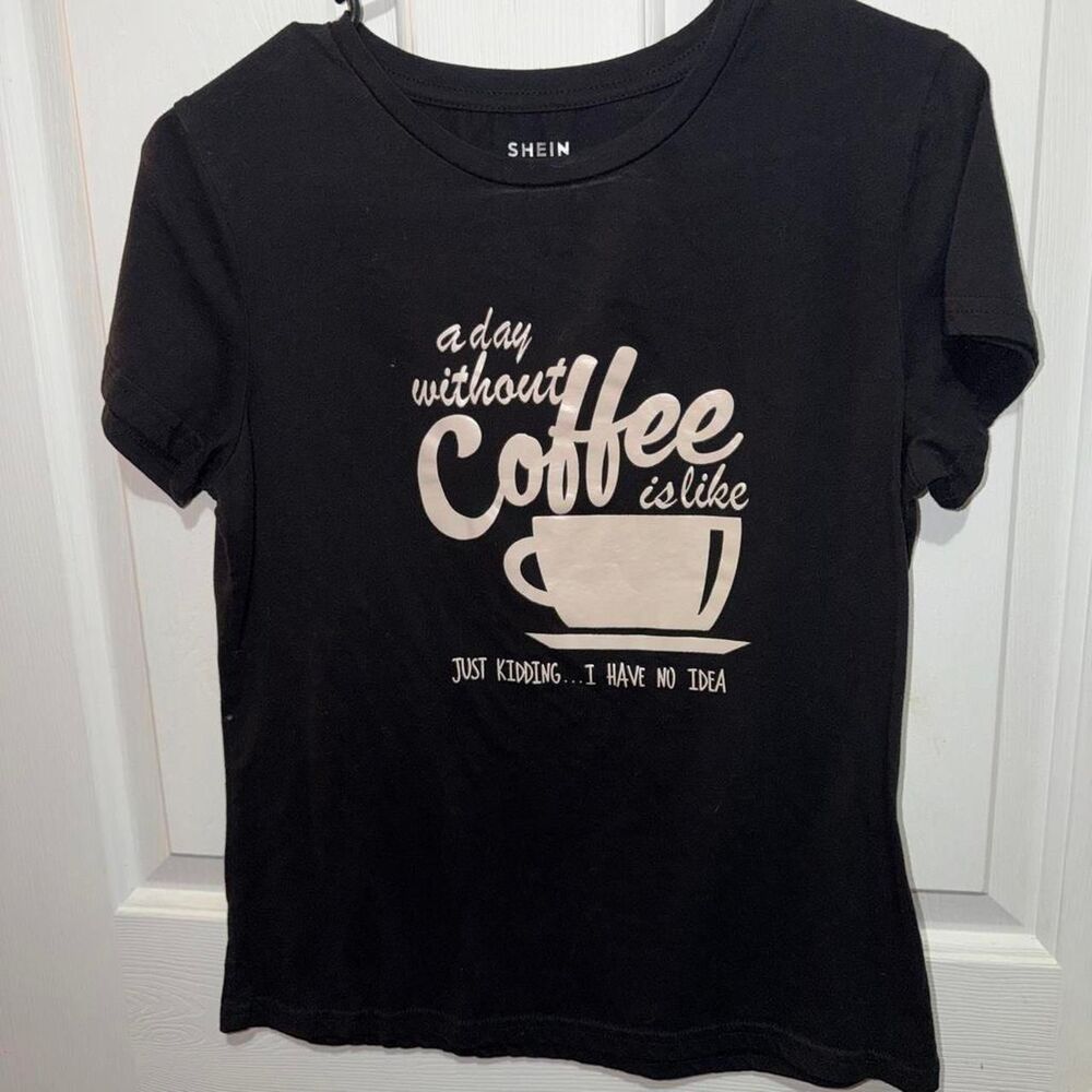 Shein Women's Black T-shirt